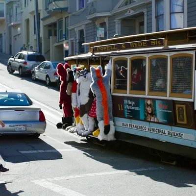 Twitter photo of an SF cable car outing, as posted by @MedicineAgency on Twitter